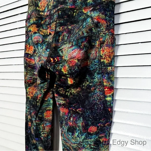 lululemon athletica | Fast and Free Tight 25" *Non-Reflective Nulux Glitch - Picture 4 of 8
